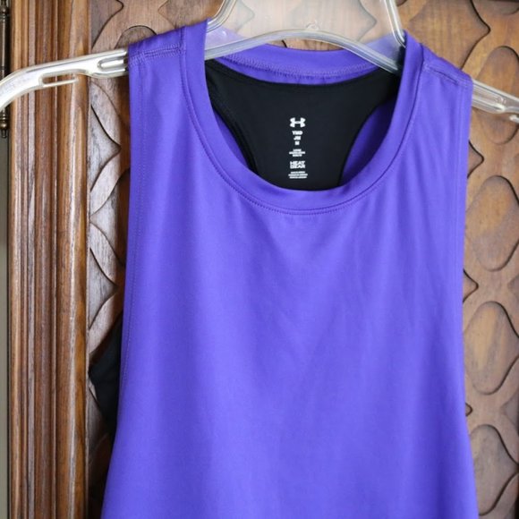 SOLD Under Armour Heat Gear 2-in-1 Muscle Tank Style #1298832 - Picture 4 of 15